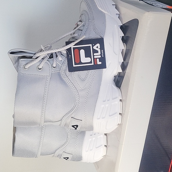 FILA Disruptor ballistic boots size 6.5 - Picture 4 of 8